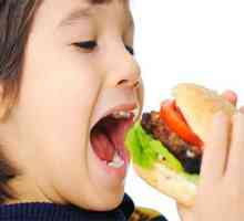 Când și de ce există o gastrită acută la copii?