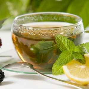 Ceaiul cu miere de albine este util pentru ochi, vindeca răceli și psoriazis