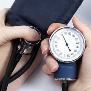 Cardiopatiei: cauze, tratament, prognostic, stadiul și riscul