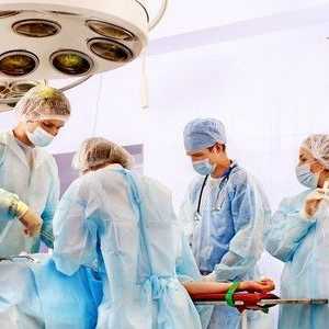 Îndepărtarea chirurgicală a nodurilor vasculare in regiunea inghinala