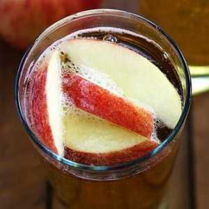 Sucul de mere pentru a bea - să fie sănătos pentru viață!