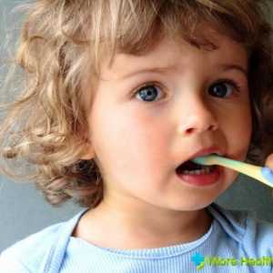 Umflătură guma in copil: cauze, tratament