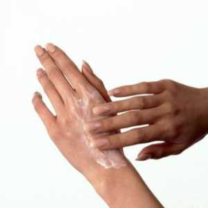 Consolidarea unghiilor, de îngrijire a mâinilor. remedii populare.