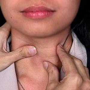 Atenție! Nod în glanda tiroidă