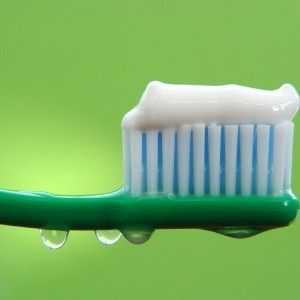 Pasta de dinti fara fluorură - cum să evite cariilor și fluorozei nu câștigă?